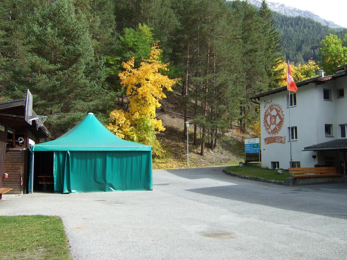 Pensiun Lischana Sent Bagian luar foto